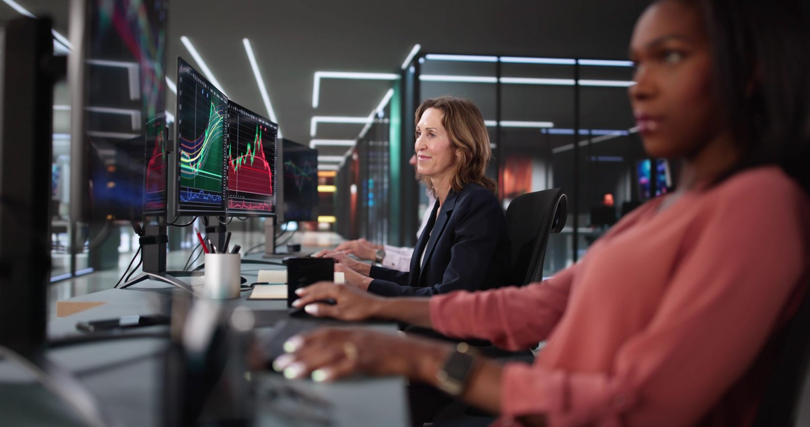 Guía para Abrir tu Primera Cuenta en un Broker Mexicano (Comparativa 2024) broker oficina