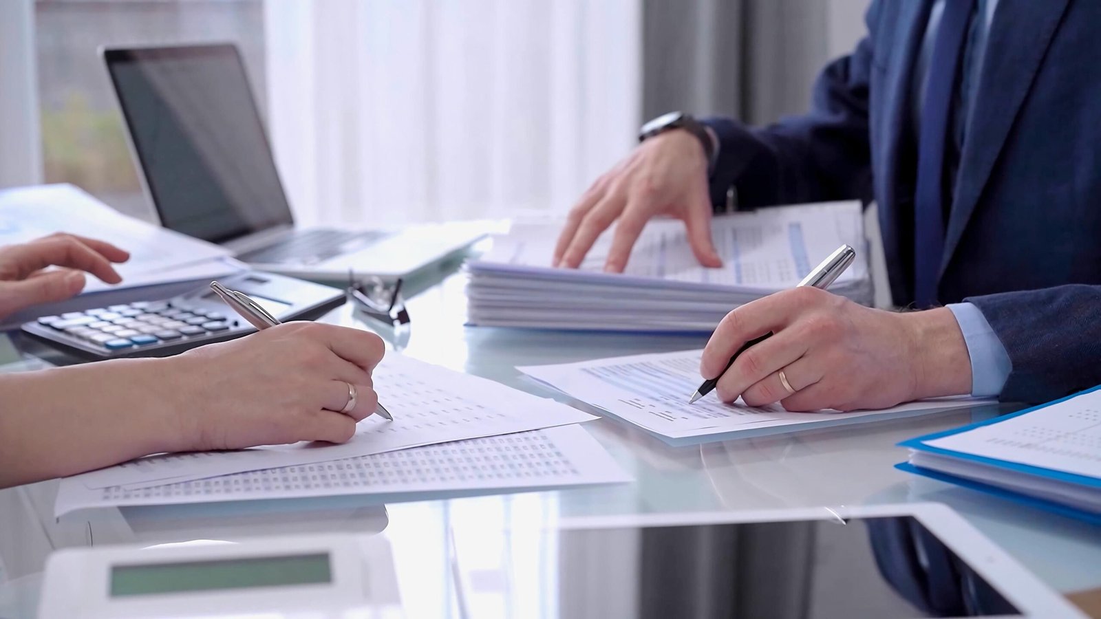 Guía Completa del Formulario 1099 para Traders en México y Latam financial documents